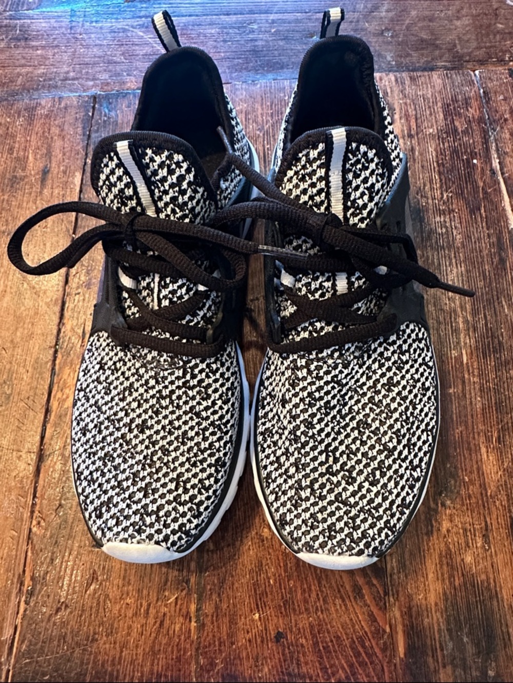 Women’s C9 by Champion Black & White Knit Athletic Sneakers-Size 7 1/2